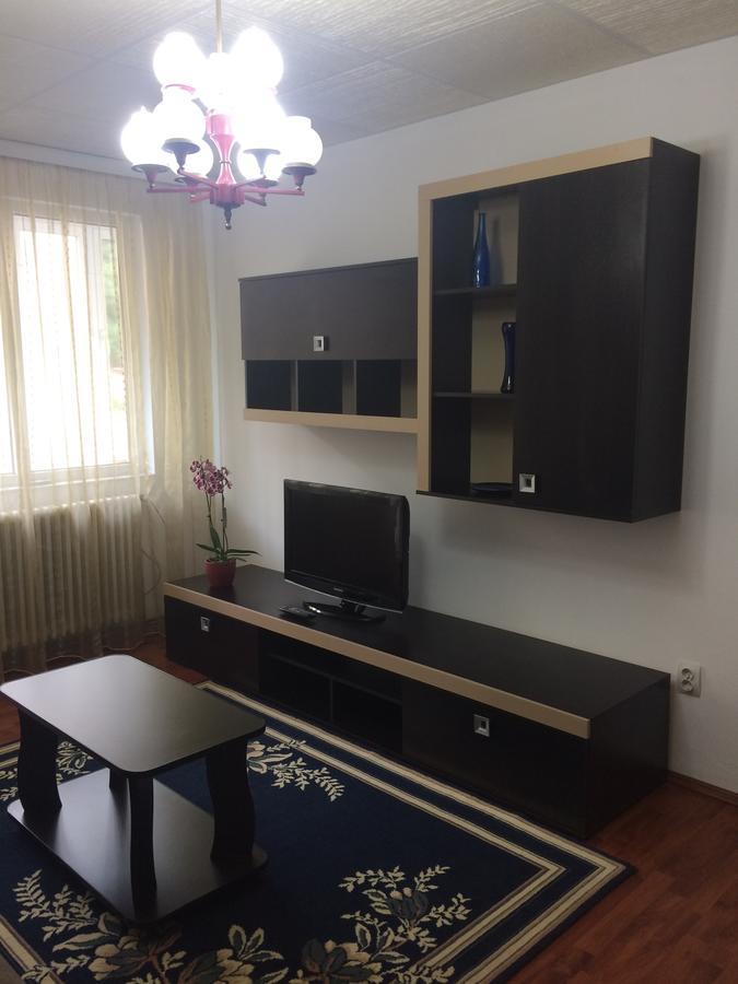 Voxx Apartment Orşova Εξωτερικό φωτογραφία
