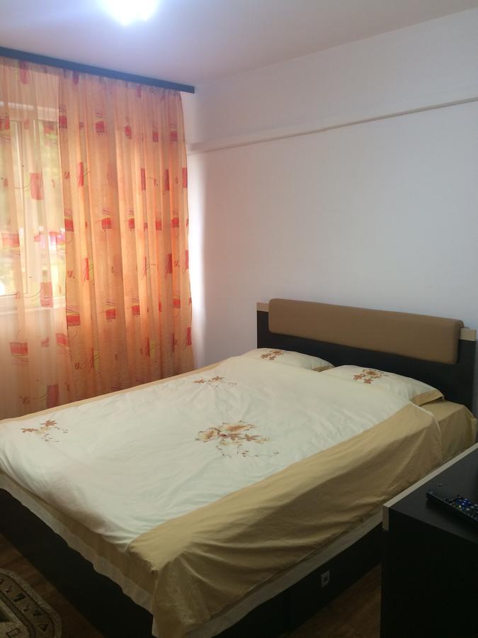 Voxx Apartment Orşova Εξωτερικό φωτογραφία